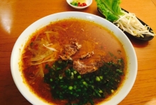 ピリ辛牛煮込みスープ麺 ブンボーフエ　