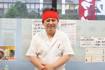20170708_昔ながらの醤油ラーメンが美味☆「らぁめん 中川家」の職人さん